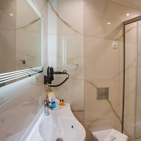 Kavala & Hotel Nea Karvali