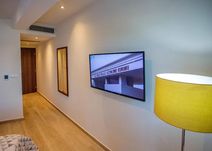 Kavala & Otel Nea Karvali