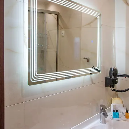 Kavala & Hotel 4*