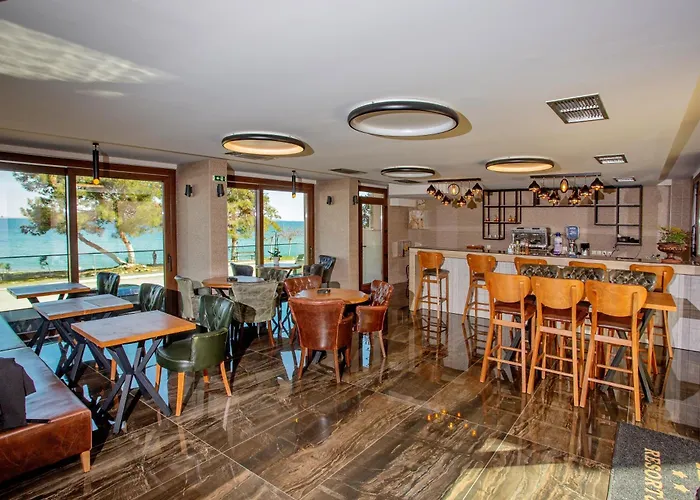 Kavala & Hotel 4*